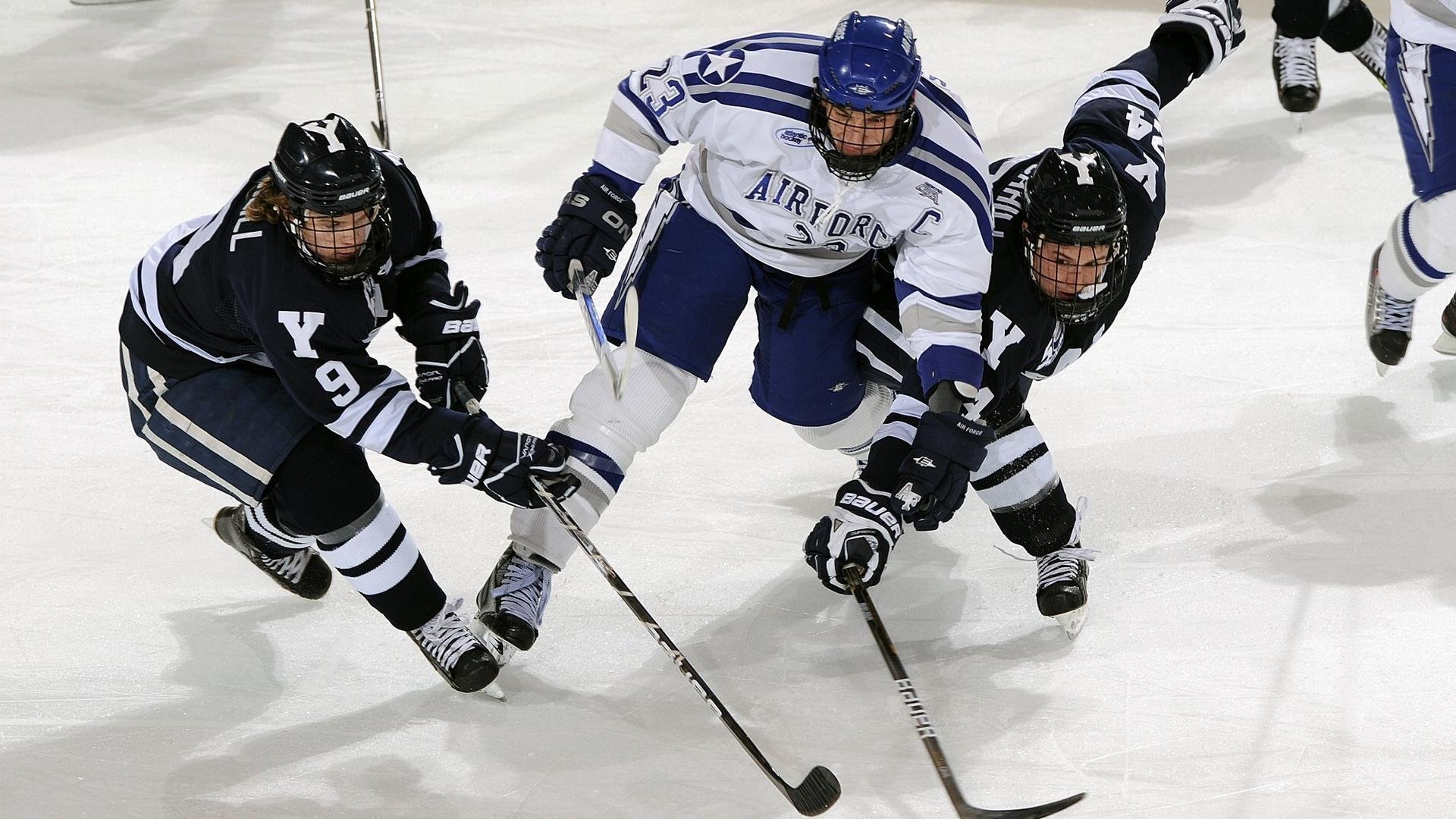 拉文快攻连线展现公牛速度优势，拉文在公牛还有几年就续约了